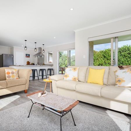 Modern Beach Break - Waihi Beach Holiday Home Kültér fotó