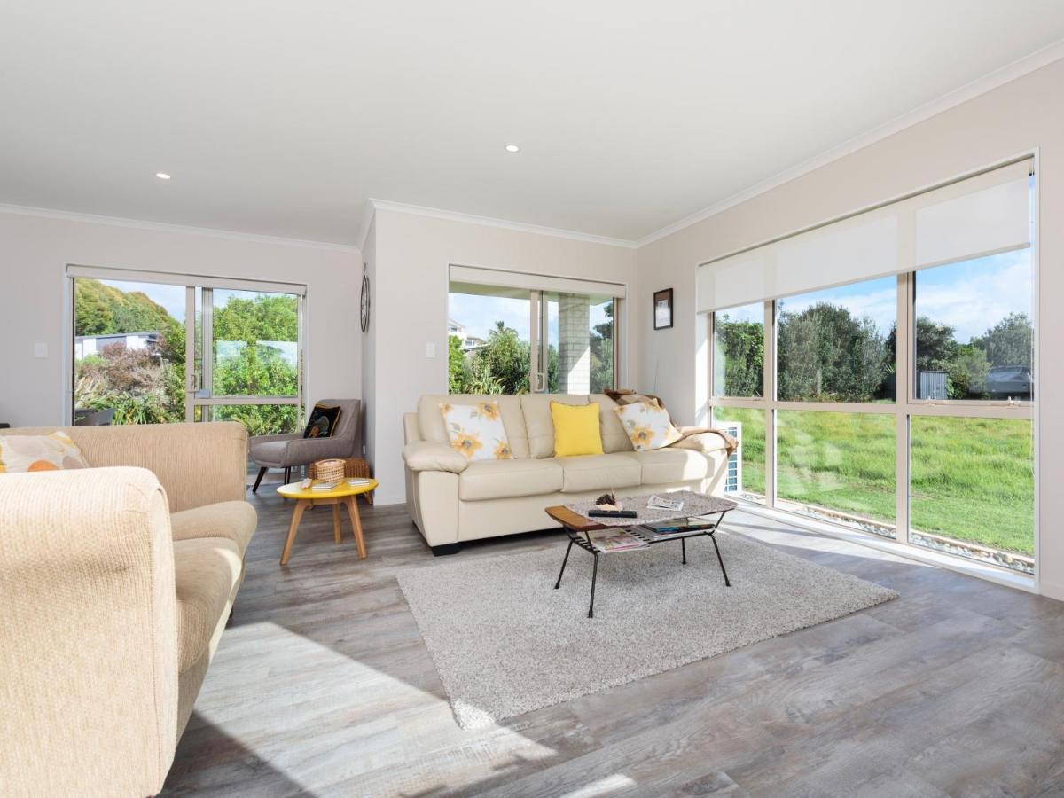 Modern Beach Break - Waihi Beach Holiday Home Kültér fotó