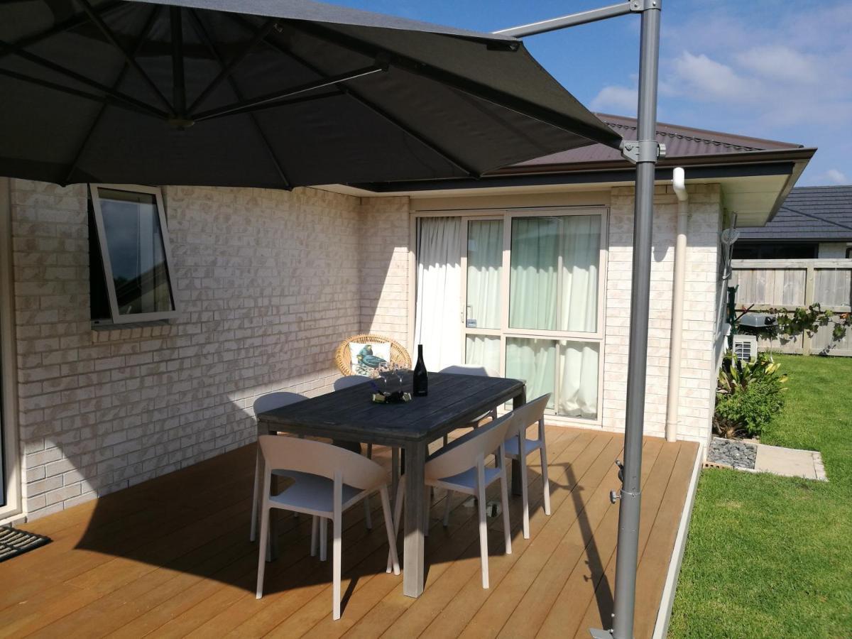 Modern Beach Break - Waihi Beach Holiday Home Kültér fotó